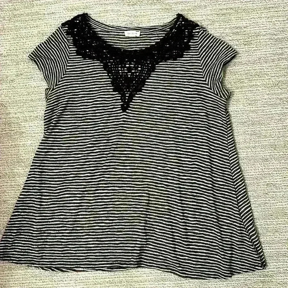Medium Westport striped top with black embroidered - Picture 2 of 4